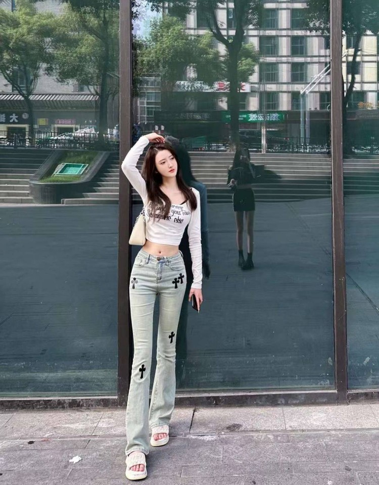 两个男人睡一个女人什么心理呢,手机免费看电影
