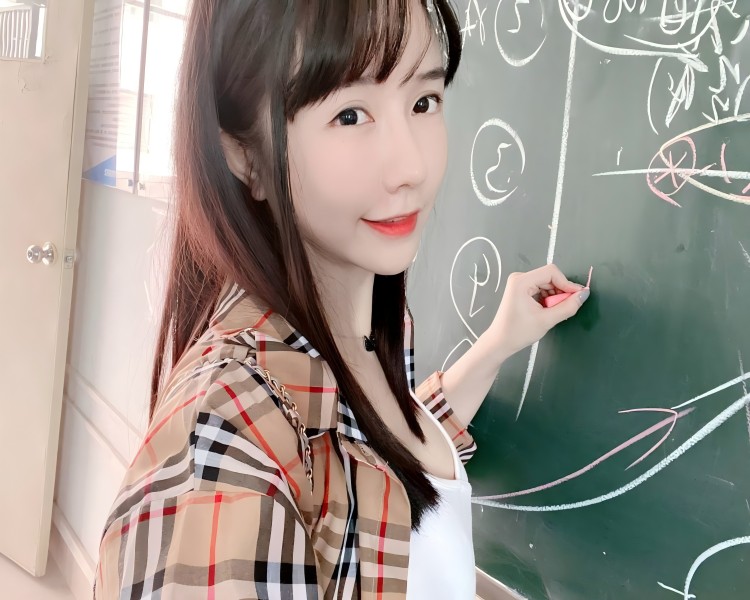 器材室轮-J-(1):蒙着眼在随时可能有,热门网剧免费在线观看